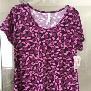 Lularoe paisley NWT classic tee